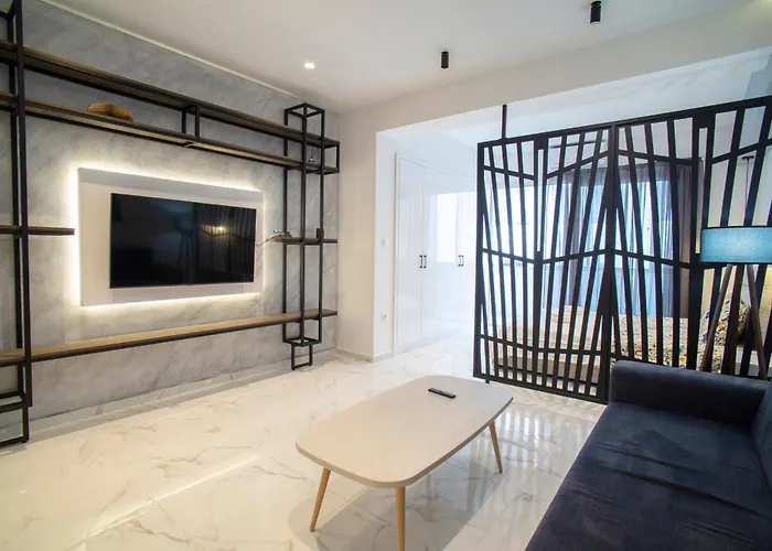 Luster * Thessaloniki