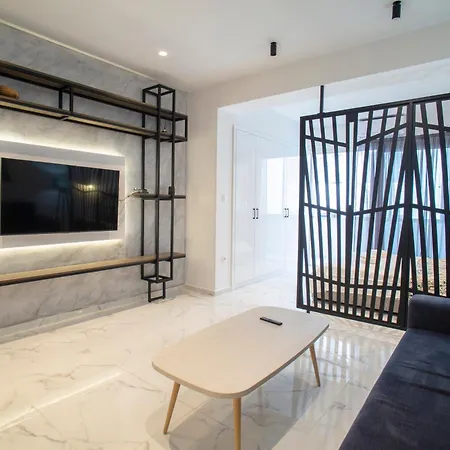 Luster * Tesalónica